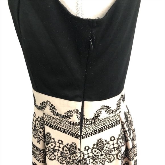 ELLE Dress Women's Size US10 Black Tan Sleeveless Fit & Flare Lace Details - Picture 9 of 10